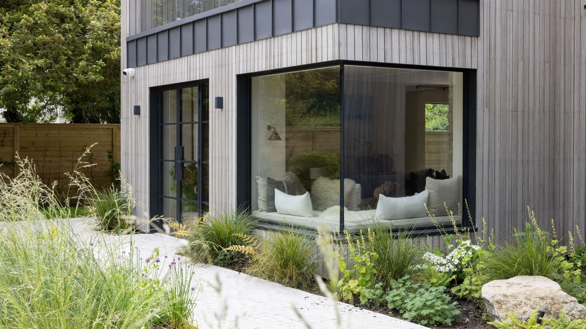 Exploring Corner Windows: Maximizing Light and Views While Navigating Challenges