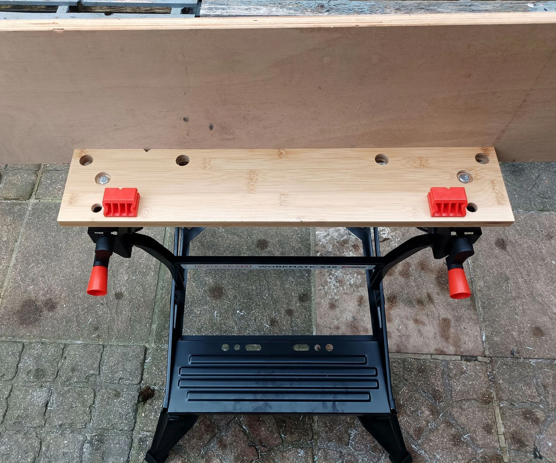 Workmate WM536 with plywood clamped