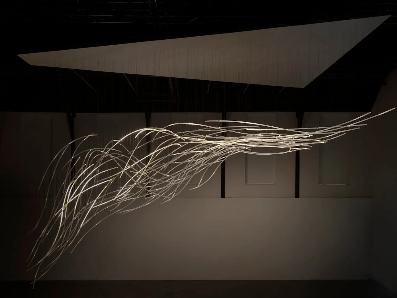 DRIFT’s Glass Sculpture Traces Wind Without Moving