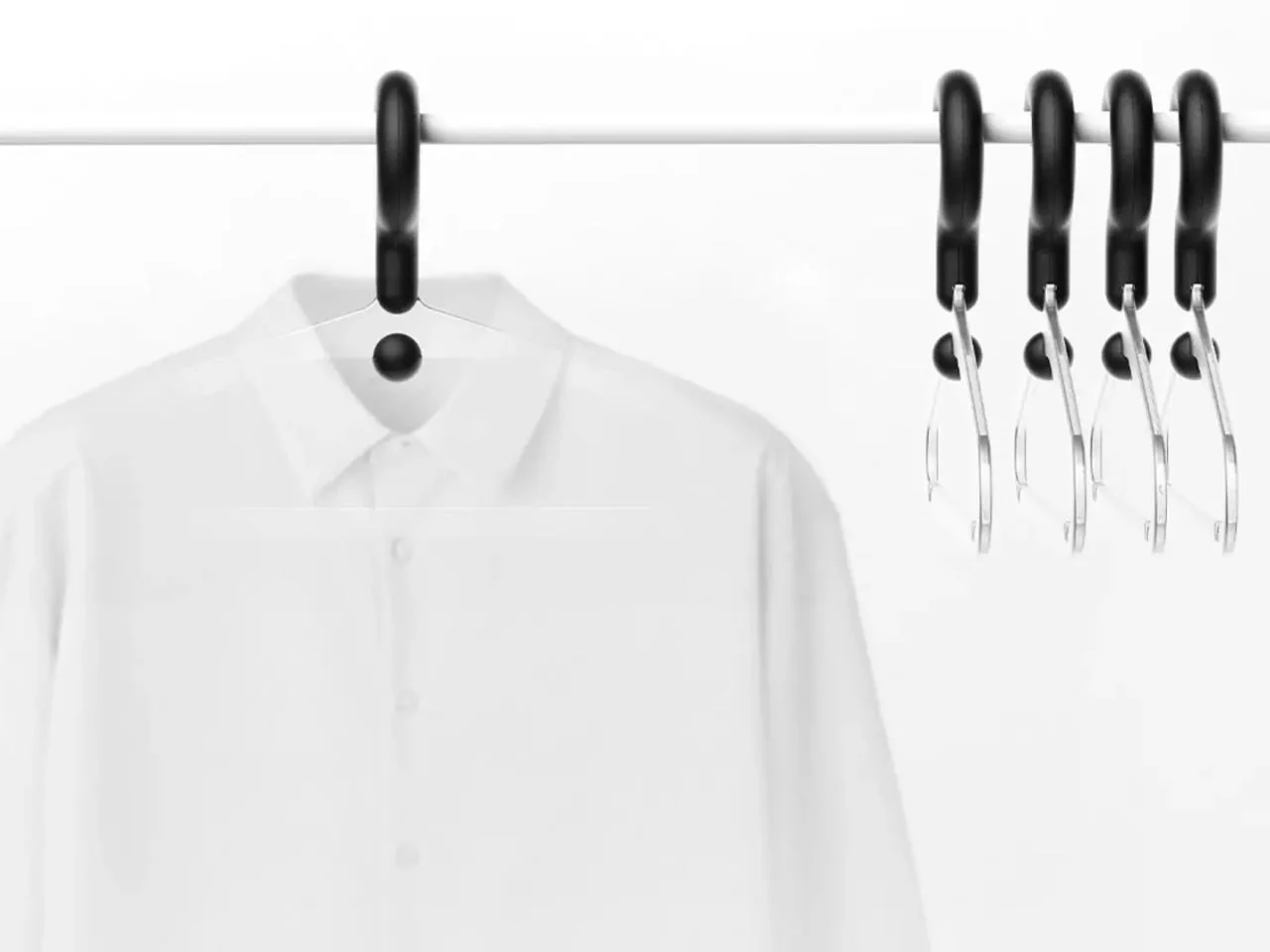 A Hanger’s Hidden Trick Turns a Question Into an Exclamation