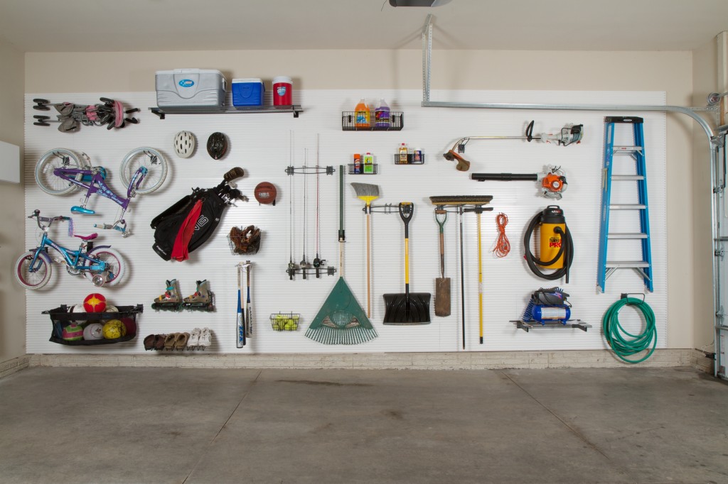 25+ Brilliant Garage Wall Ideas, Design And Remodel Pictures