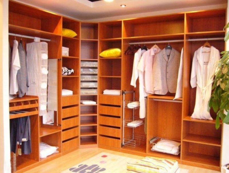 small walk in closet
