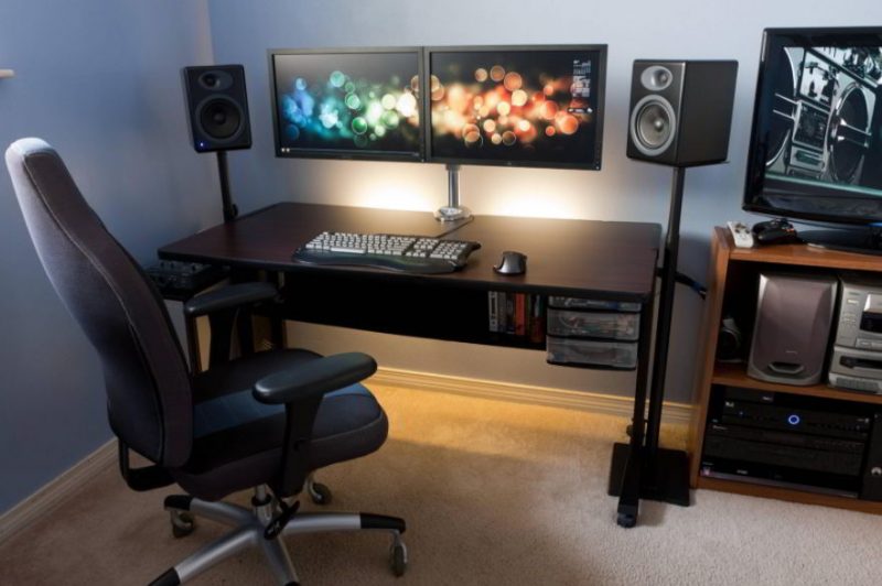 Best Dual Monitor Computer Desk