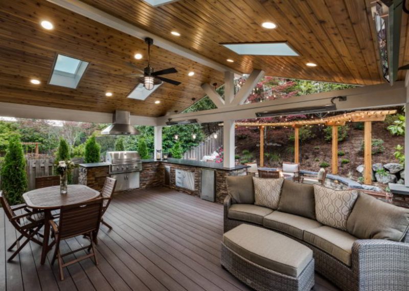 Best Gazebo Roof for an Ultra-Comfortable