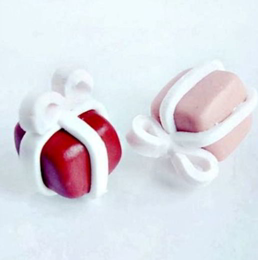 Mini Clay Gift Boxes Idea
