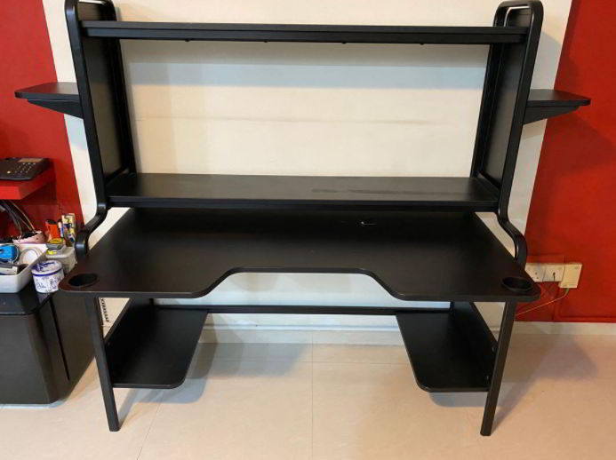 Best Gaming Desk with Extra Storage