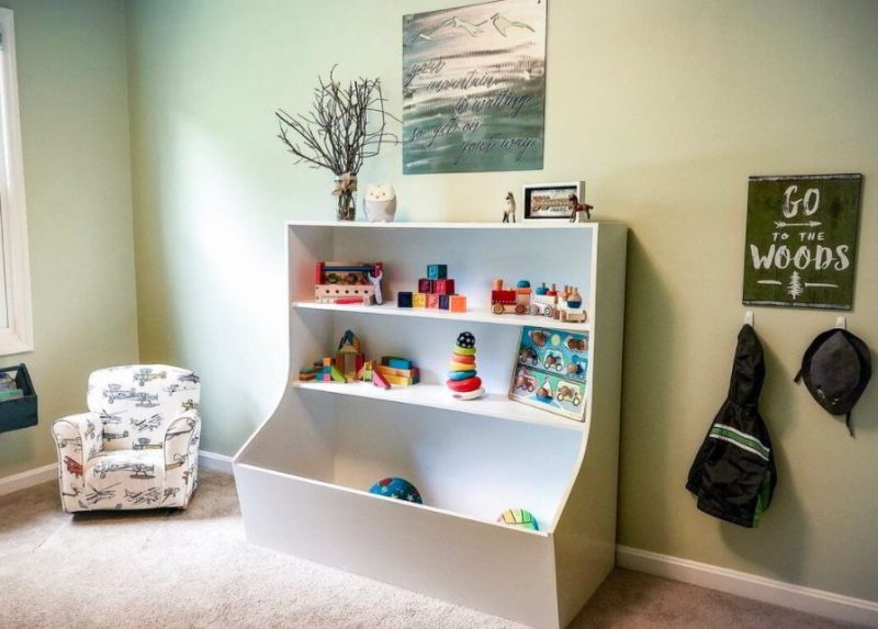 toddler can chill out