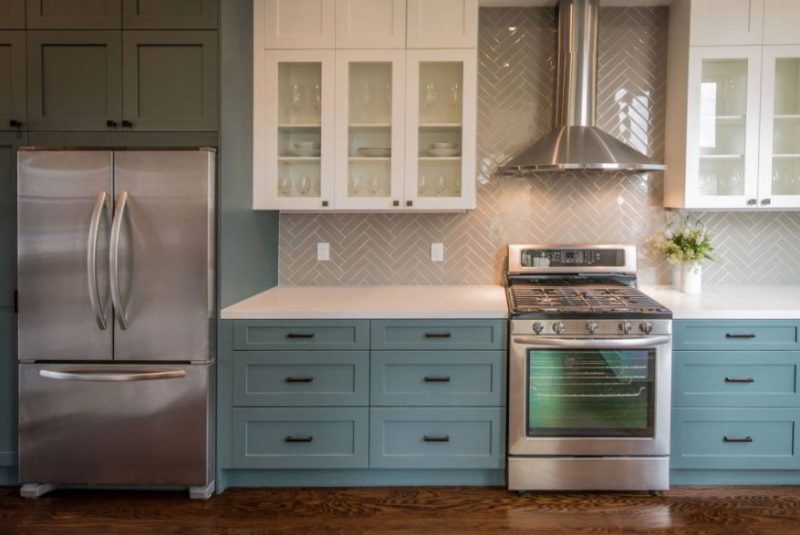Ways to Customize Kitchen Cabinets