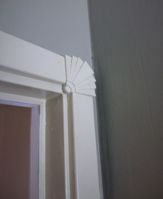 Art Deco Corner Molding