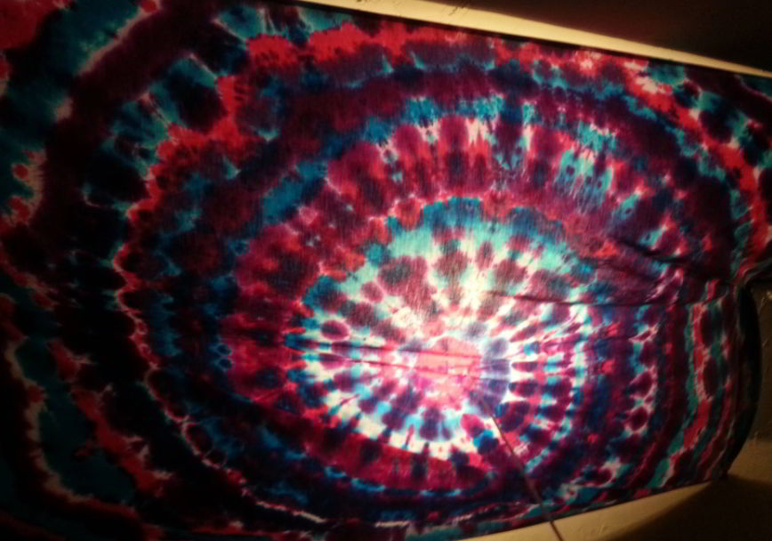 How to Hang Tapestry on Ceiling