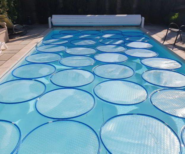 minimalist solar pool cover ideas