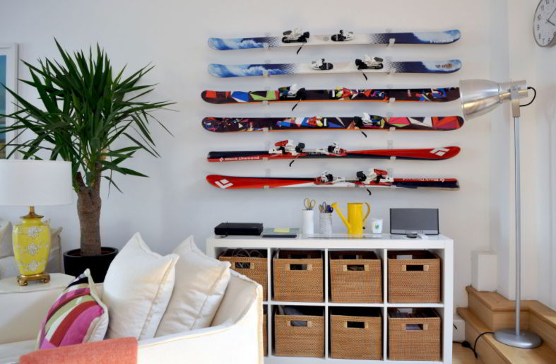 Fabulous Ski Display for Wall Ornaments