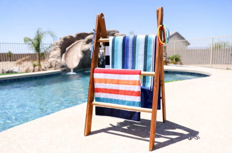 Pool Towel Storage Ideas