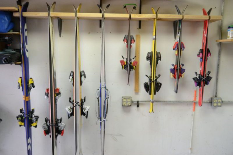 Wooden Ski Storage Rack