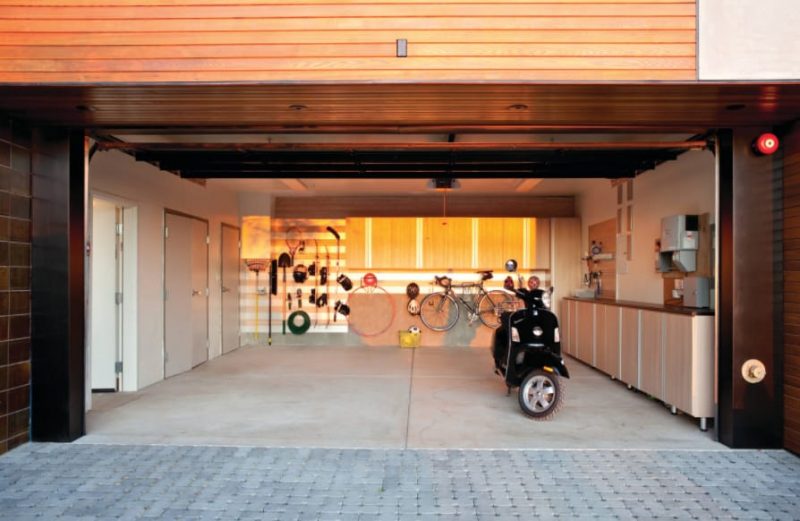 Simple 2 Car Garage with Single Door