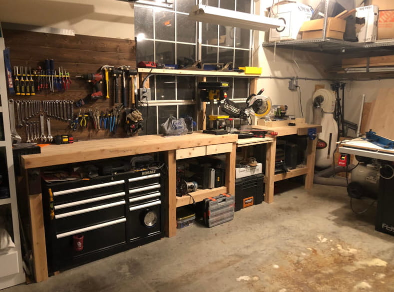 Use Workbench with Adjustable Shelves