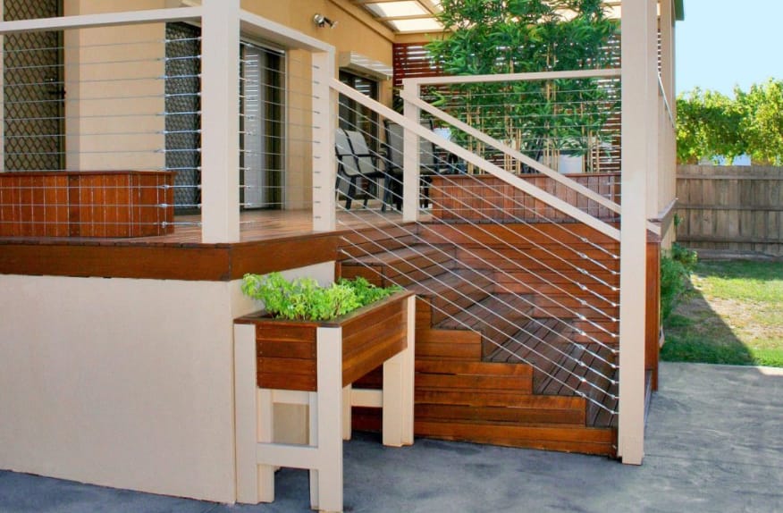 Do Deck Stairs Need Railings? Useful Tips from the Experts
