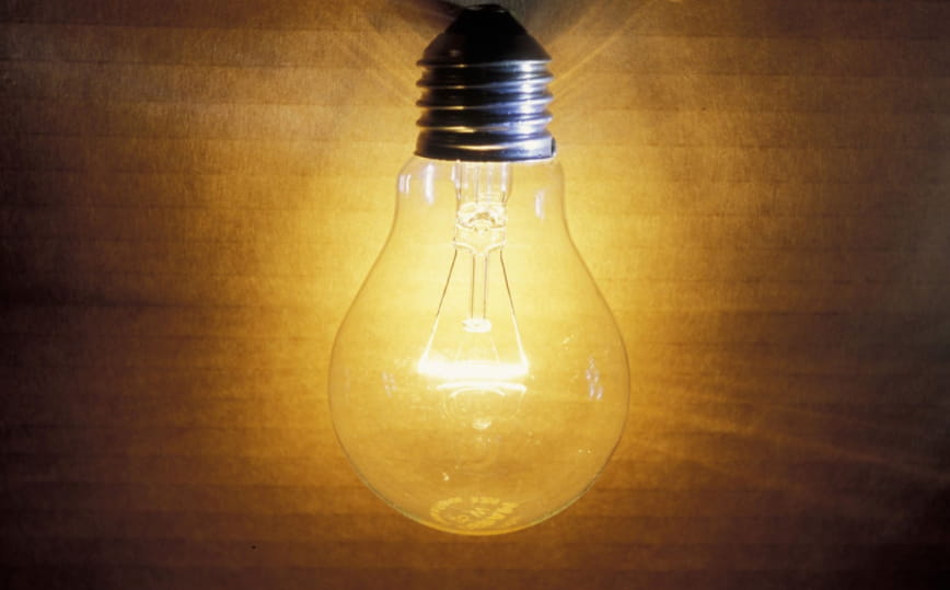7 Different Types of Light Bulbs and Their Uses, Which One is the Best?
