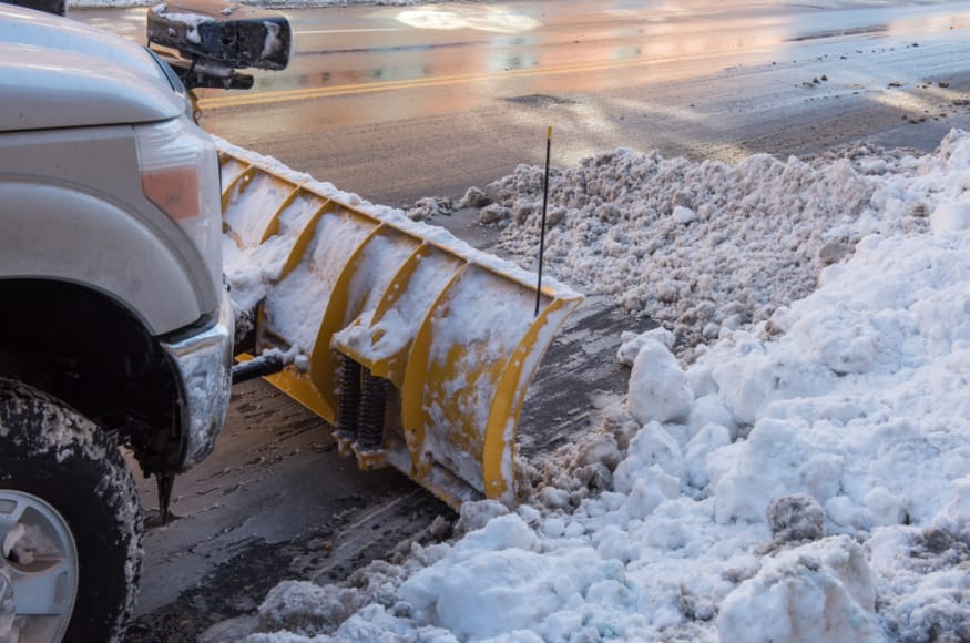 Do Snow Clearing Contractors Need Insurance Gripelements