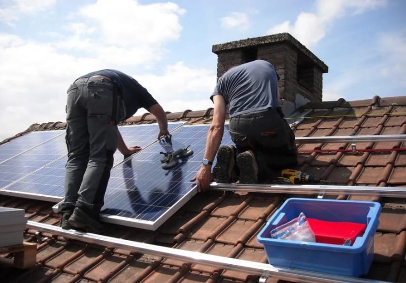 Reasons for Homeowners to Consider Solar Panel Investments