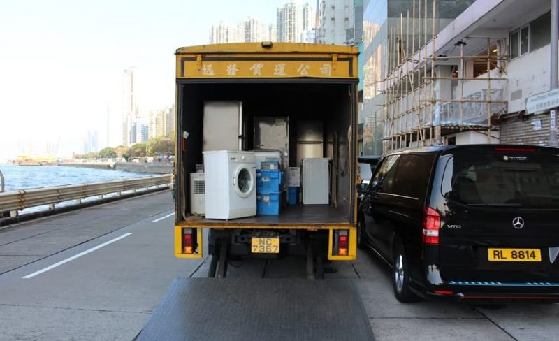 Minimizing Your Expenditures When Moving Out