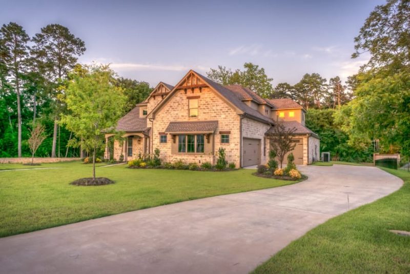 Why Is It Important To Hire a Reliable Roofing Company