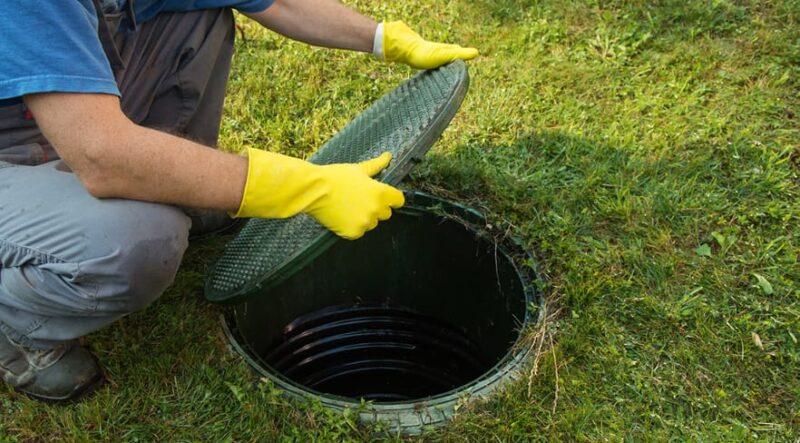 Additives for septic tanks