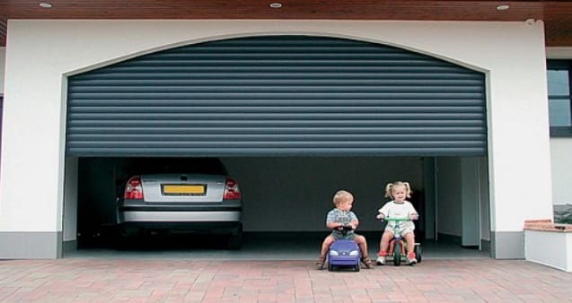 garage door safety tips
