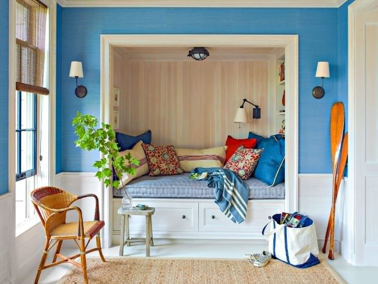 Built-in Reading Nook with a Coastal Atmosphere