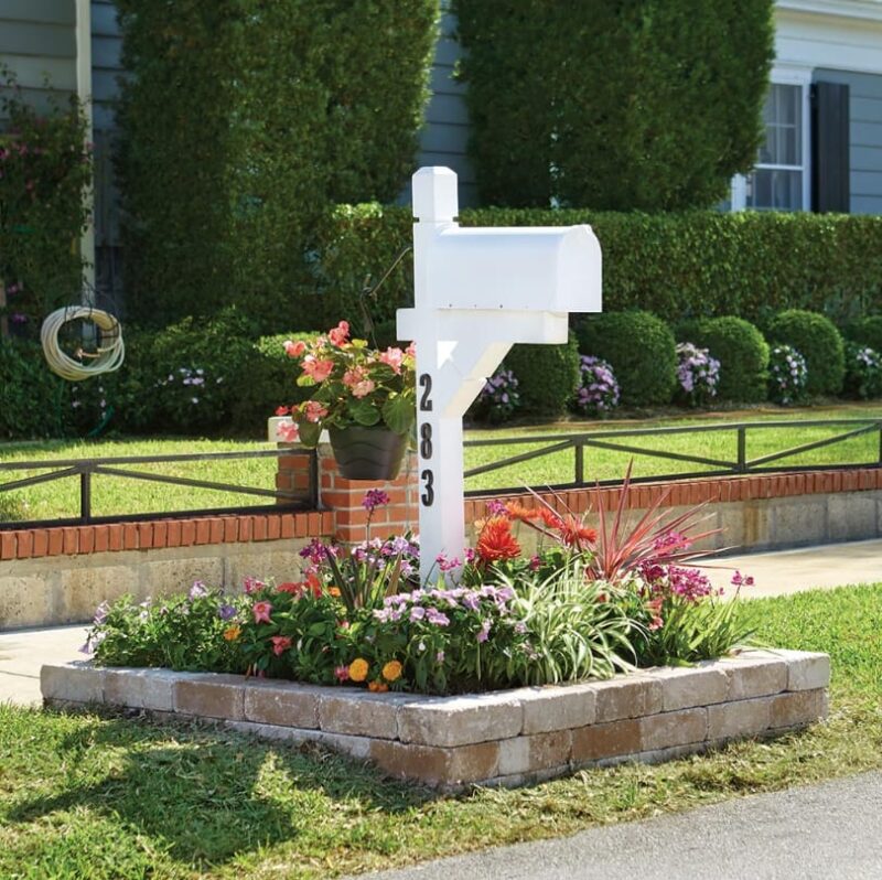 Brick Border Mailbox Landscape
