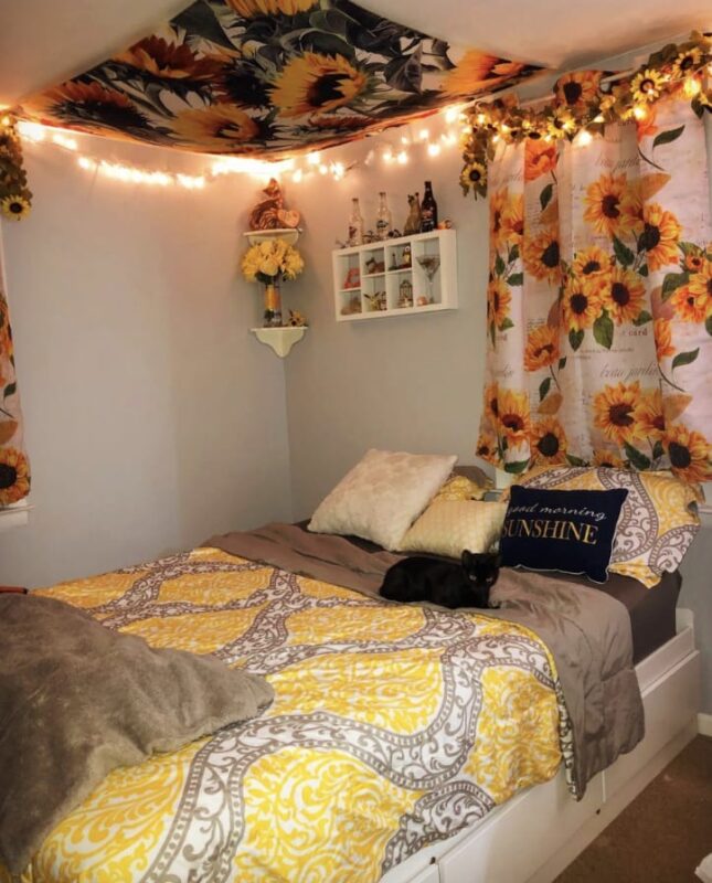 Charming Sunflower Bedroom Ideas
