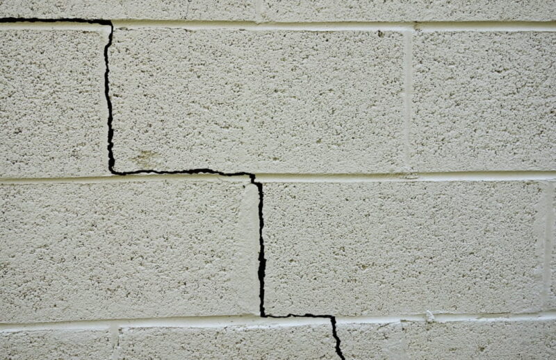 Types Of Foundation Cracks 