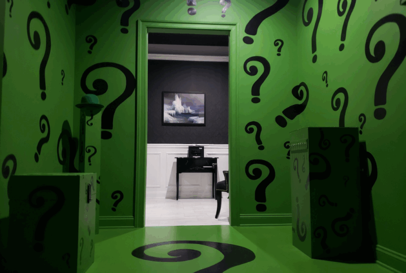 Creating Engaging and Challenging Escape Room Experiences 